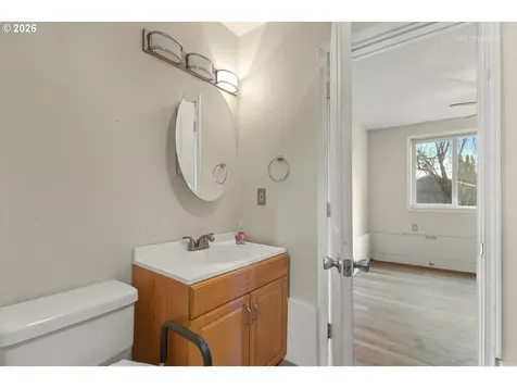 15904 SE Harrison Street Portland OR 97233