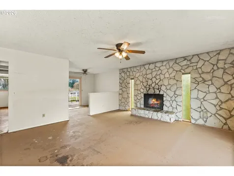 15904 SE Harrison Street Portland OR 97233