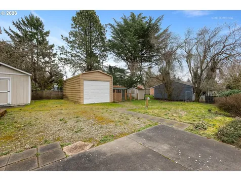 15904 SE Harrison Street Portland OR 97233