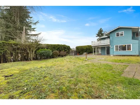 15904 SE Harrison Street Portland OR 97233