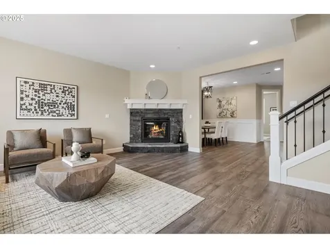 2910 NW Parkhurst Terrace Portland OR 97229