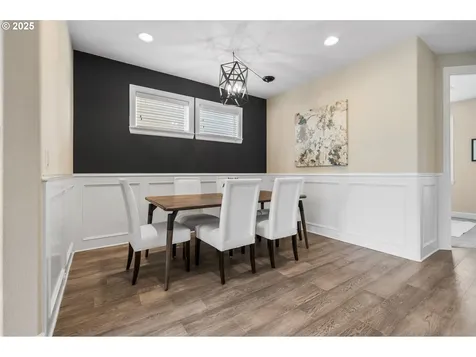 2910 NW Parkhurst Terrace Portland OR 97229