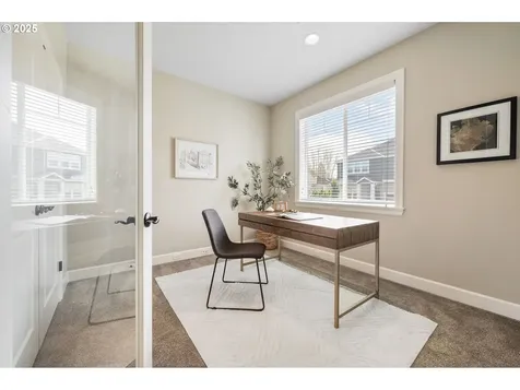 2910 NW Parkhurst Terrace Portland OR 97229