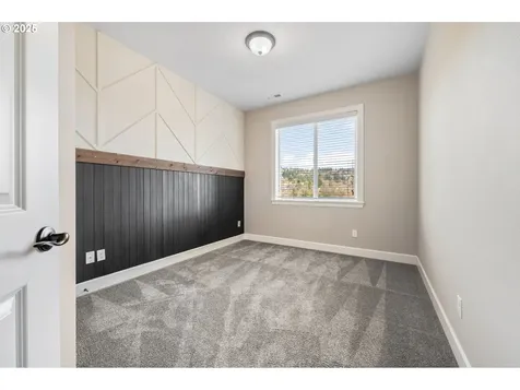 2910 NW Parkhurst Terrace Portland OR 97229