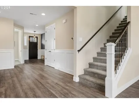 2910 NW Parkhurst Terrace Portland OR 97229