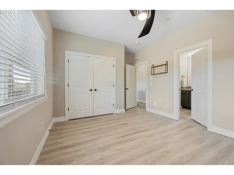 2910 NW Parkhurst Terrace Portland OR 97229
