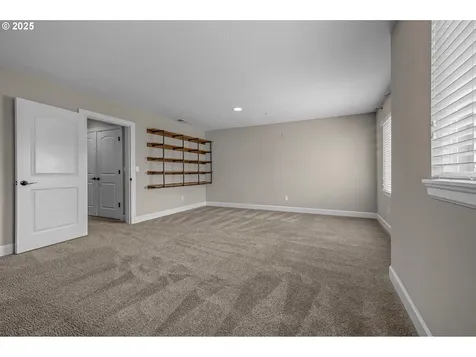 2910 NW Parkhurst Terrace Portland OR 97229