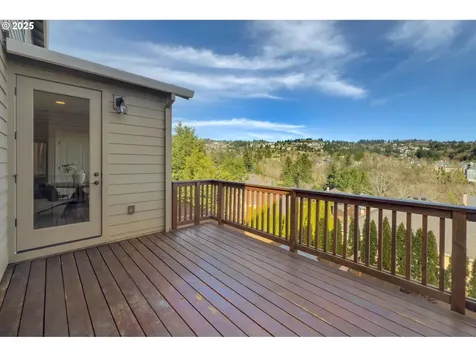 2910 NW Parkhurst Terrace Portland OR 97229