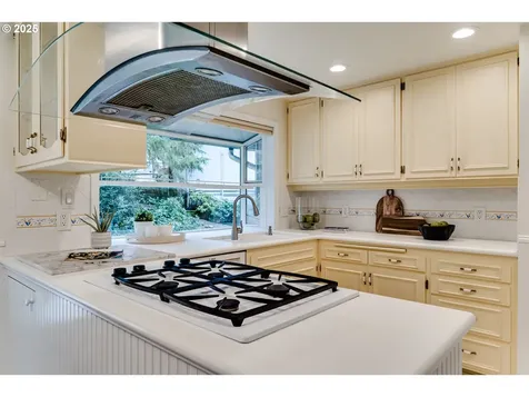 2575 Chaucer Court Eugene OR 97405
