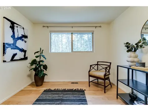 2575 Chaucer Court Eugene OR 97405