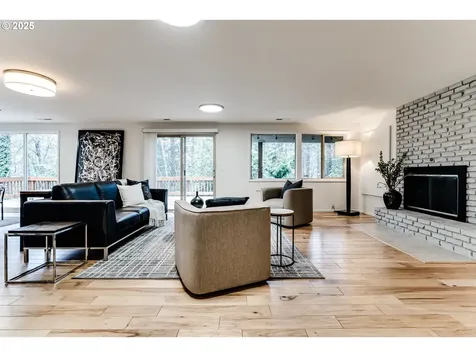 2575 Chaucer Court Eugene OR 97405