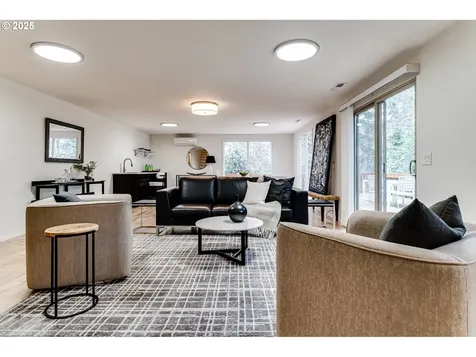 2575 Chaucer Court Eugene OR 97405