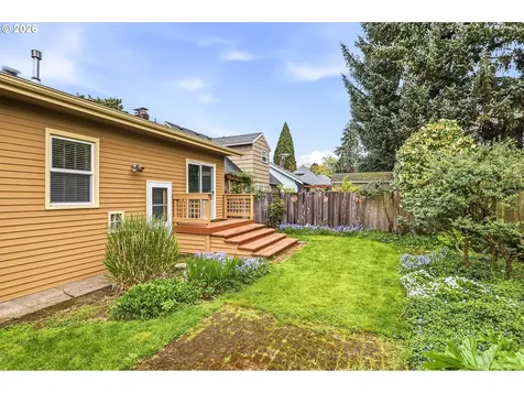 3366 NE Oregon Street Portland OR 97232