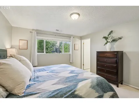 1020 SE 130th Avenue Vancouver WA 98683