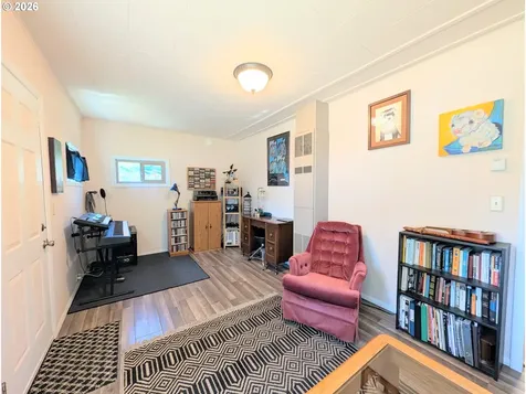 2704 N Ash Street La Grande OR 97850