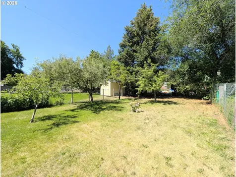 2704 N Ash Street La Grande OR 97850