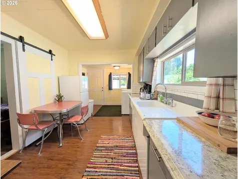 2704 N Ash Street La Grande OR 97850