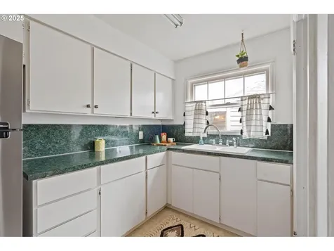3446 NE 83rd Avenue Portland OR 97220