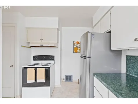 3446 NE 83rd Avenue Portland OR 97220