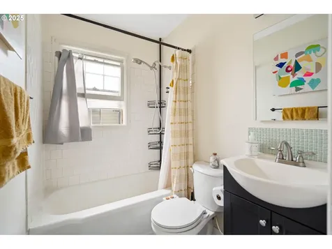 3446 NE 83rd Avenue Portland OR 97220
