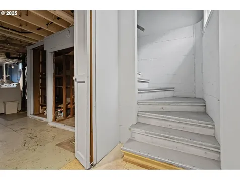 3446 NE 83rd Avenue Portland OR 97220