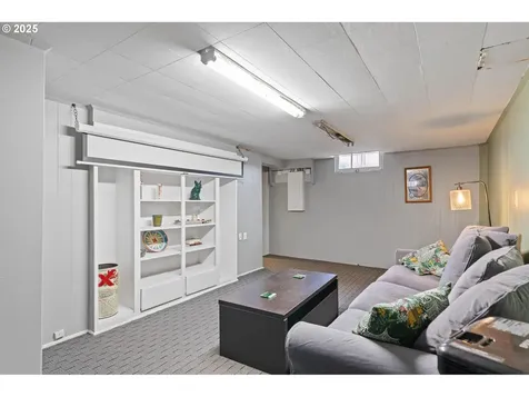 3446 NE 83rd Avenue Portland OR 97220