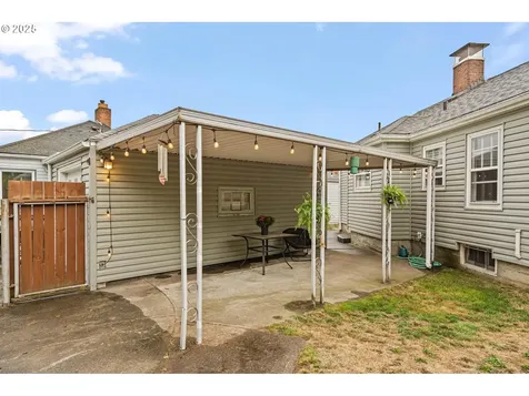 3446 NE 83rd Avenue Portland OR 97220