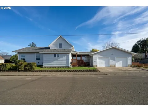 1403 5th Street Tillamook OR 97141