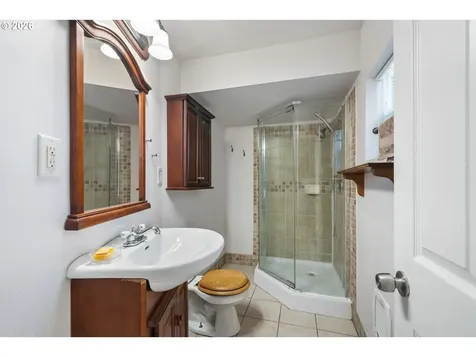 1403 5th Street Tillamook OR 97141
