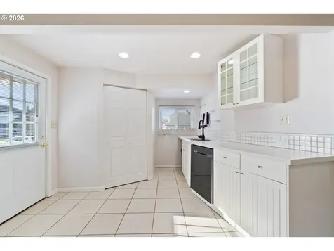1403 5th Street Tillamook OR 97141