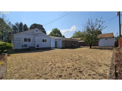 47861 Commercial Street Oakridge OR 97463