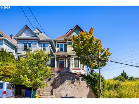 117 S Arthur Street Portland OR 97201