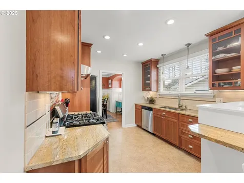 3143 NE 51st Avenue Portland OR 97213