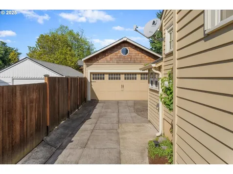 3143 NE 51st Avenue Portland OR 97213