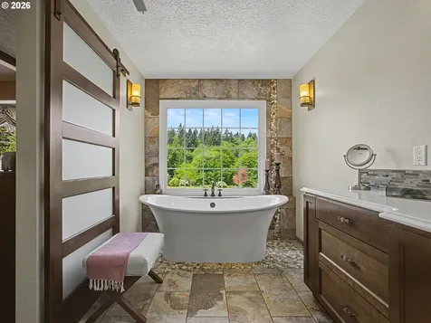 21077 SW Wyndham Hill Court Tualatin OR 97062