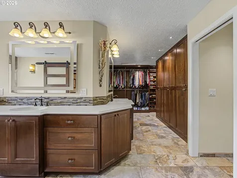 21077 SW Wyndham Hill Court Tualatin OR 97062