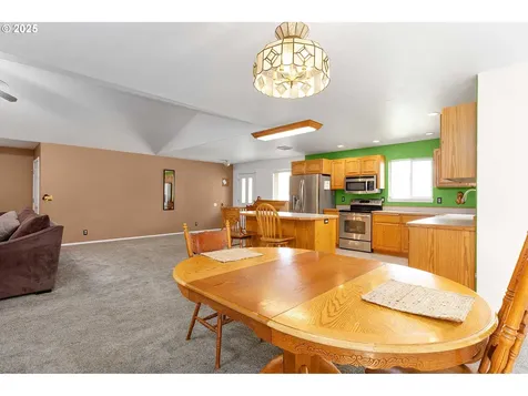 144 Clear Lake Street Oakland OR 97462