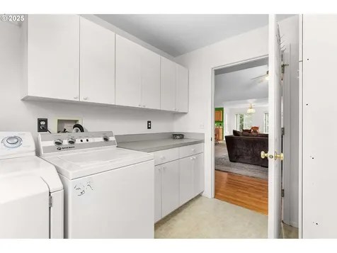 144 Clear Lake Street Oakland OR 97462
