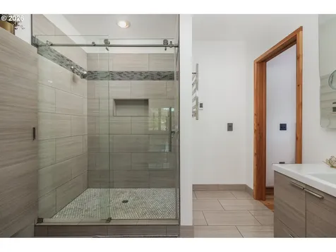 4333 SW Coast Avenue Lincoln City OR 97367