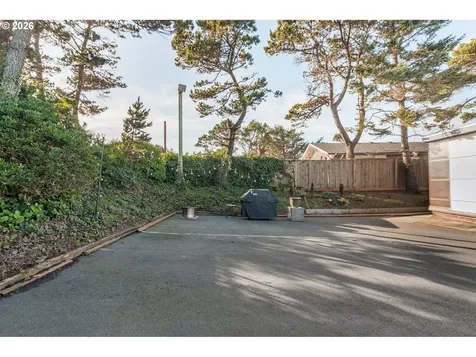 4333 SW Coast Avenue Lincoln City OR 97367