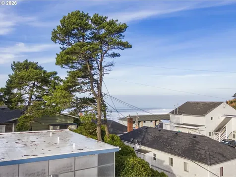 4333 SW Coast Avenue Lincoln City OR 97367