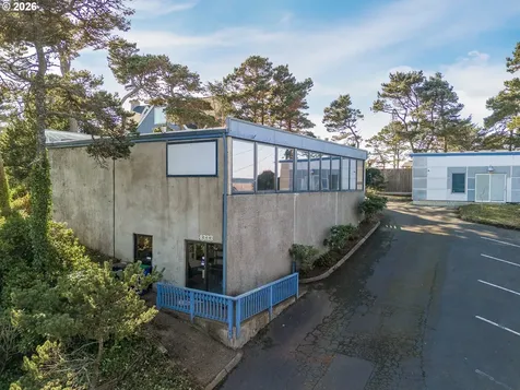 4333 SW Coast Avenue Lincoln City OR 97367