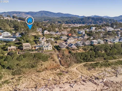 4333 SW Coast Avenue Lincoln City OR 97367