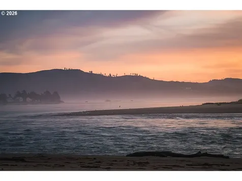 4333 SW Coast Avenue Lincoln City OR 97367