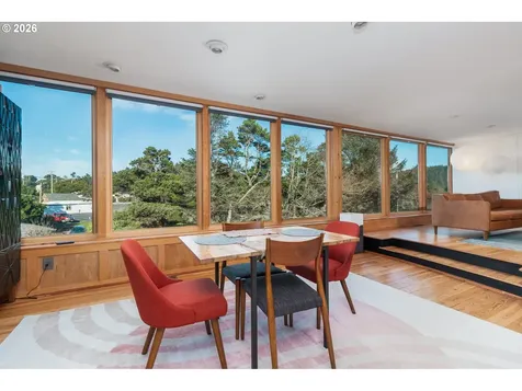 4333 SW Coast Avenue Lincoln City OR 97367
