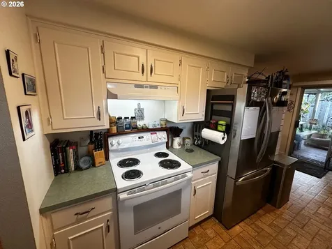 2345 Circle Drive Roseburg OR 97471
