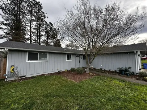 2345 Circle Drive Roseburg OR 97471