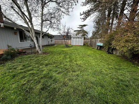2345 Circle Drive Roseburg OR 97471