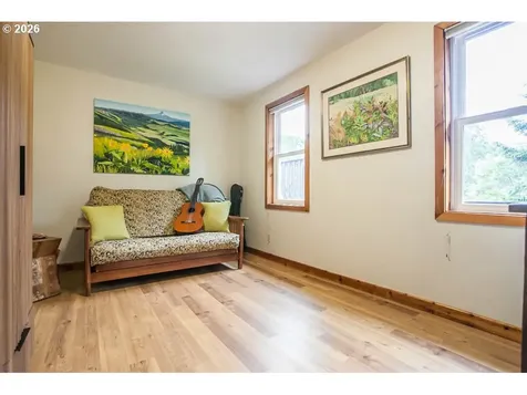 51 Columbia Avenue Underwood WA 98651