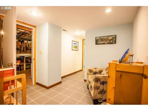51 Columbia Avenue Underwood WA 98651